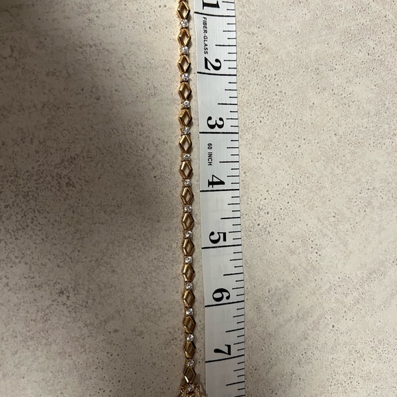 Gold bracelet with faux diamonds - Picture 4 of 5